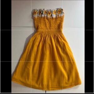 Traditional Mexican Dress! With Stretchy fabric!